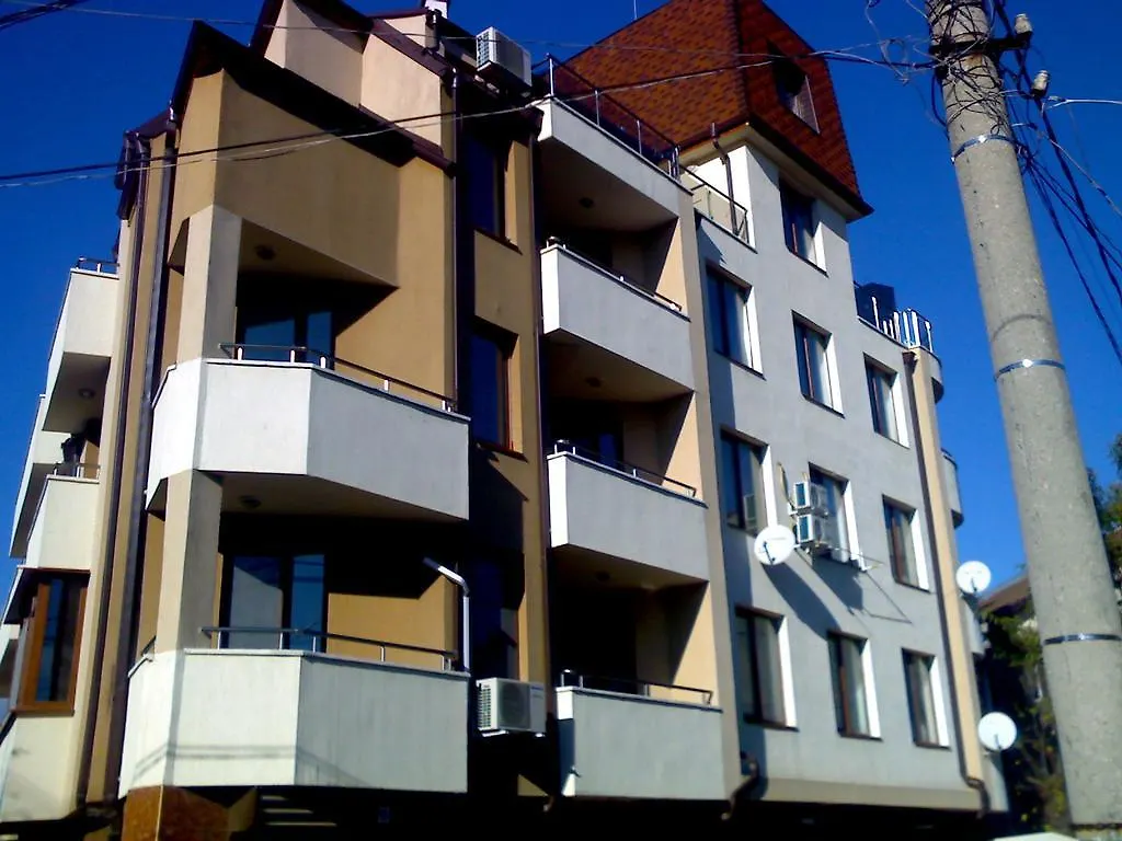 וארנה Asparuhov Guest Rooms And Apartments 2*,  בולגריה