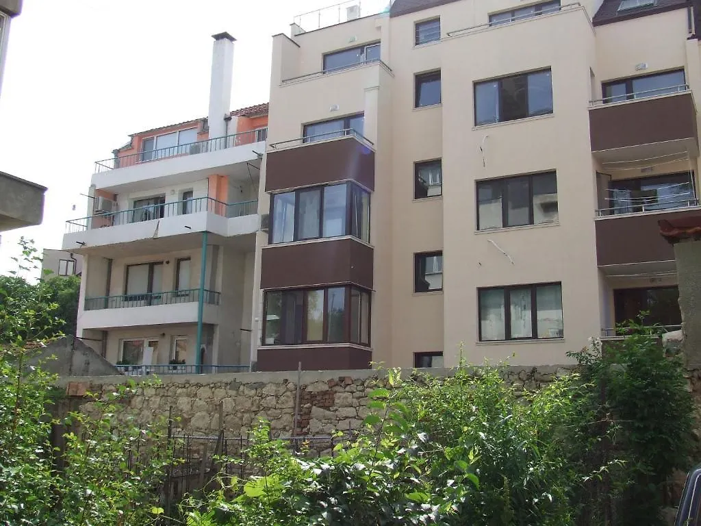 Casa de hóspedes Asparuhov Guest Rooms And Apartments Varna
