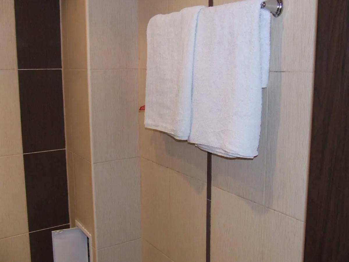 Asparuhov Guest Rooms And Apartments Varna Bulgária